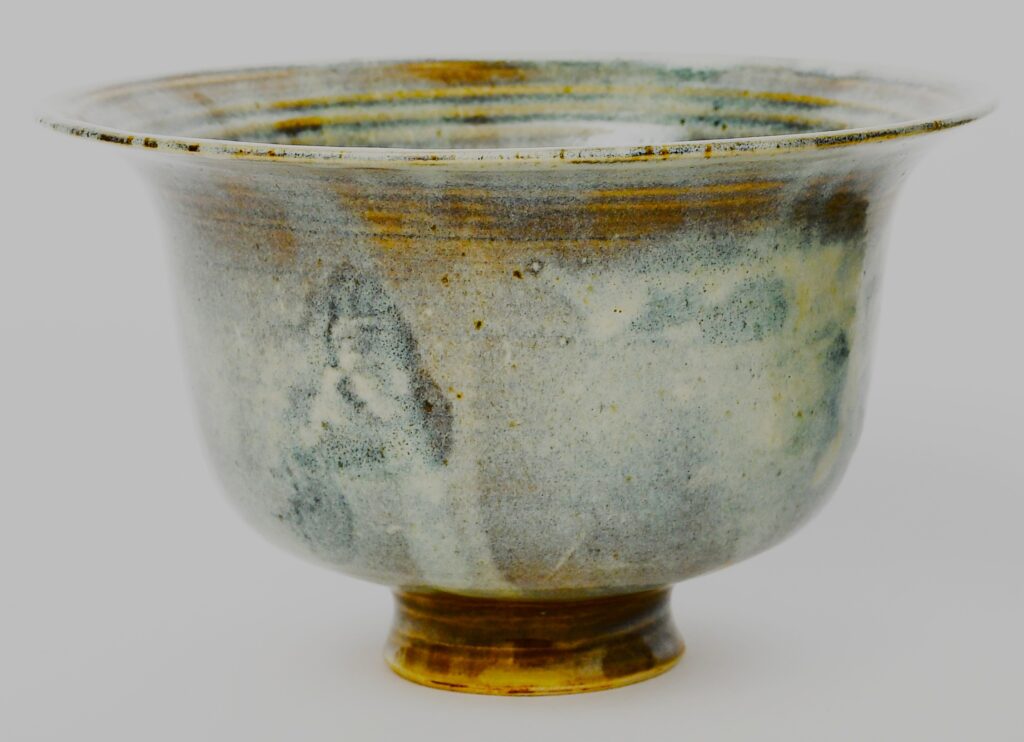 Waistel Cooper glazed bell bowl